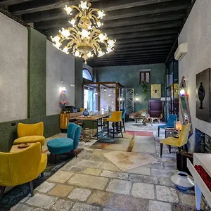 La Corte *** Veneza