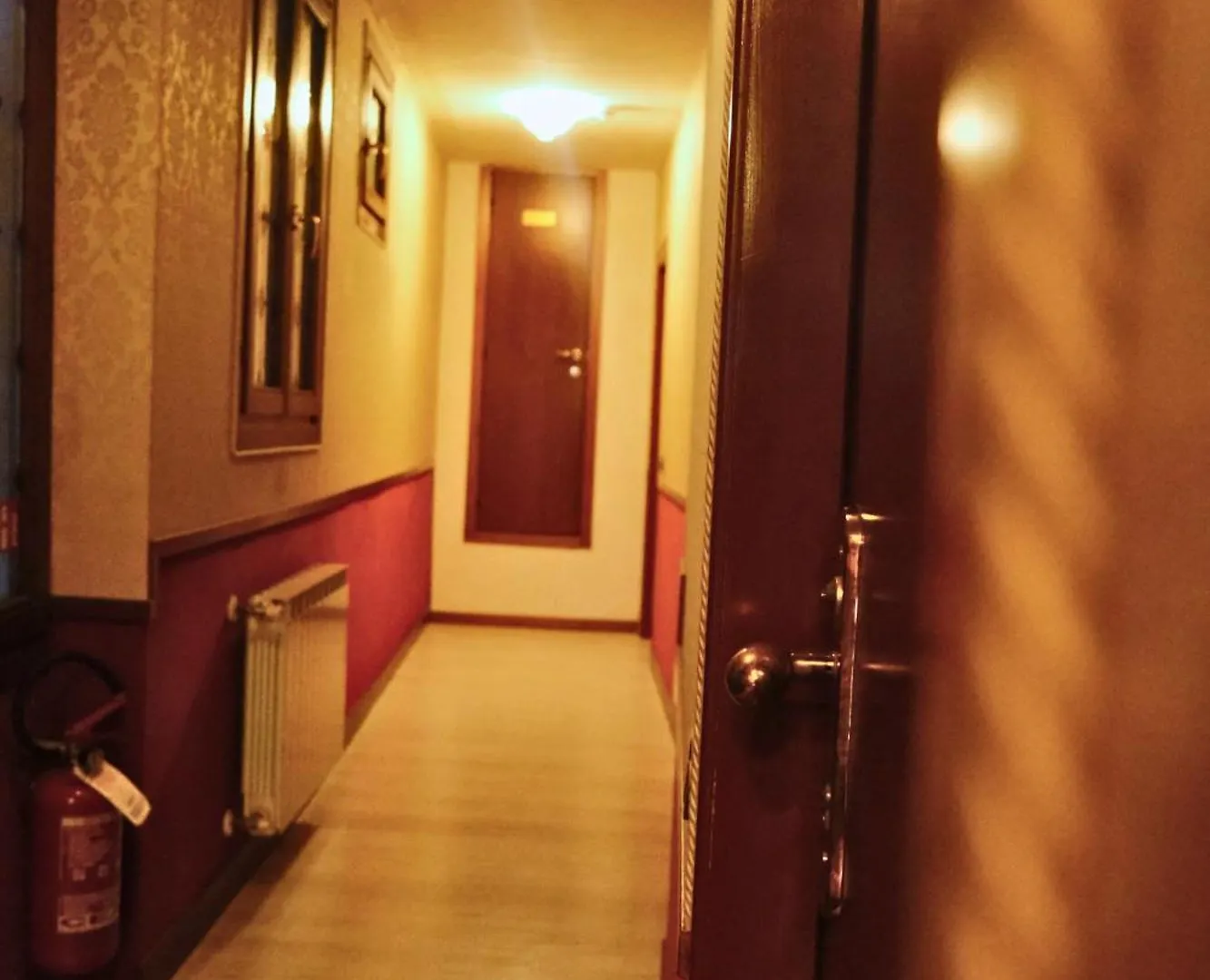H O T E L S A N G A L L O L Hotel Venice Italy