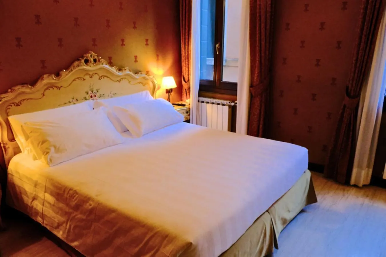 H O T E L S A N G A L L O L Hotel Venice
