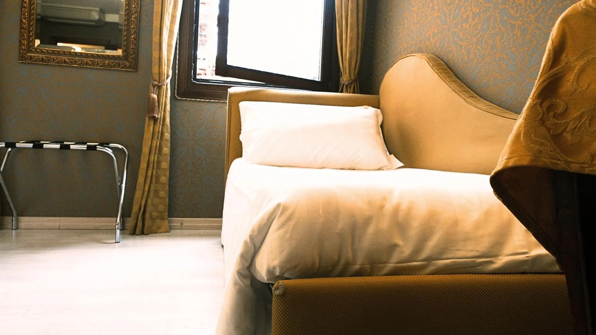 H O T E L S A N G A L L O L Hotel Venice