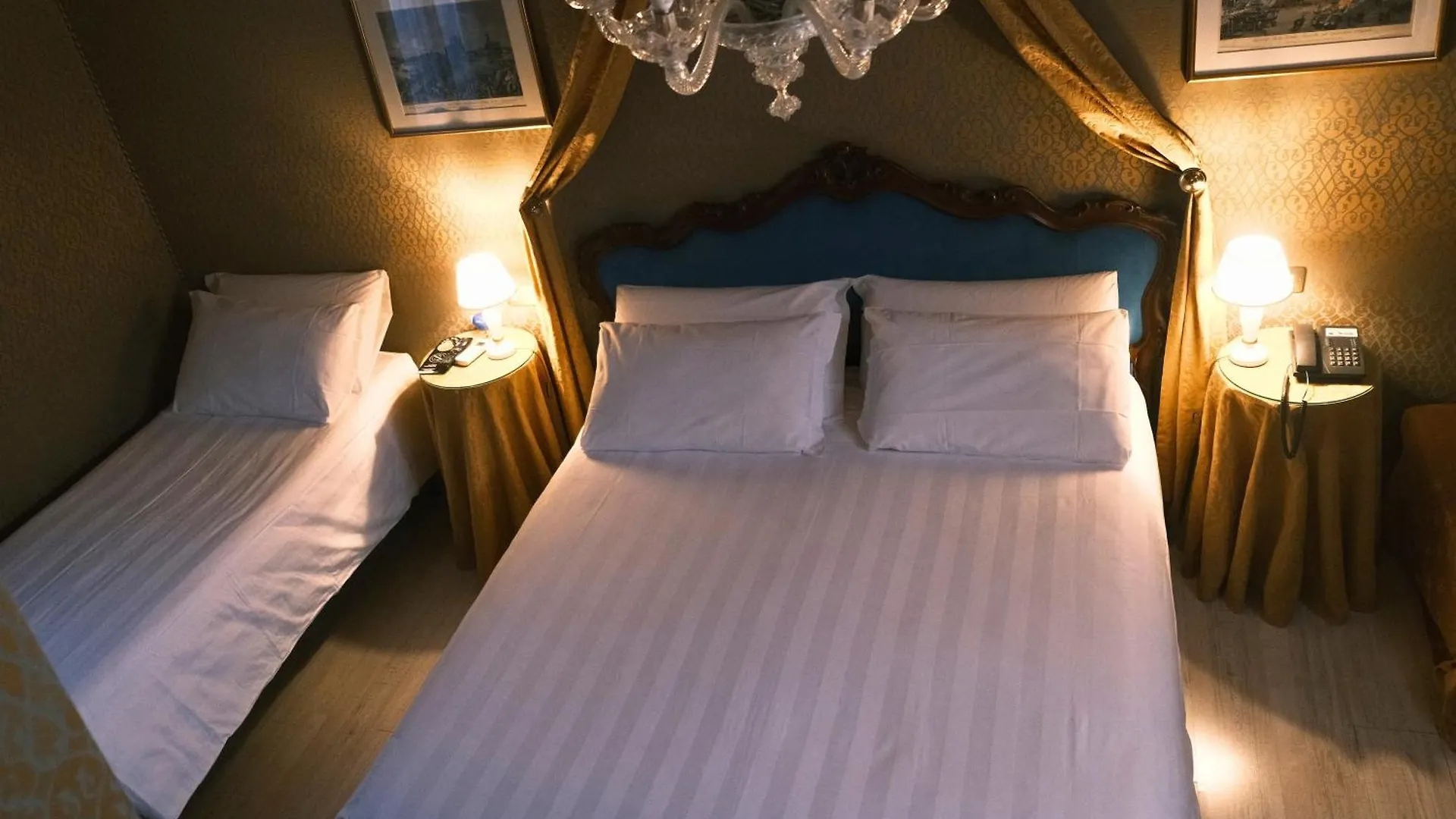 H O T E L S A N G A L L O L Hotel Venice